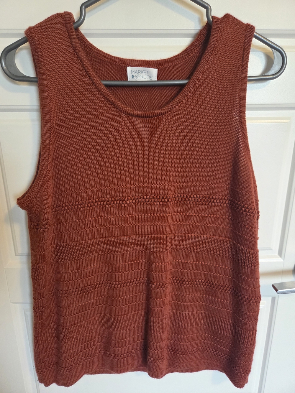 Market & Spruce Rust Sleeveless Textured Knit Sweater Vest, Size M / L (18” Pit)